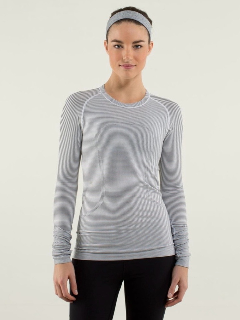 Excellent Lululemon Run Swiftly Tech White Black Pinstripe Long Sleeve Top 10